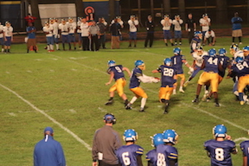 Cougars 41, Jackets 36