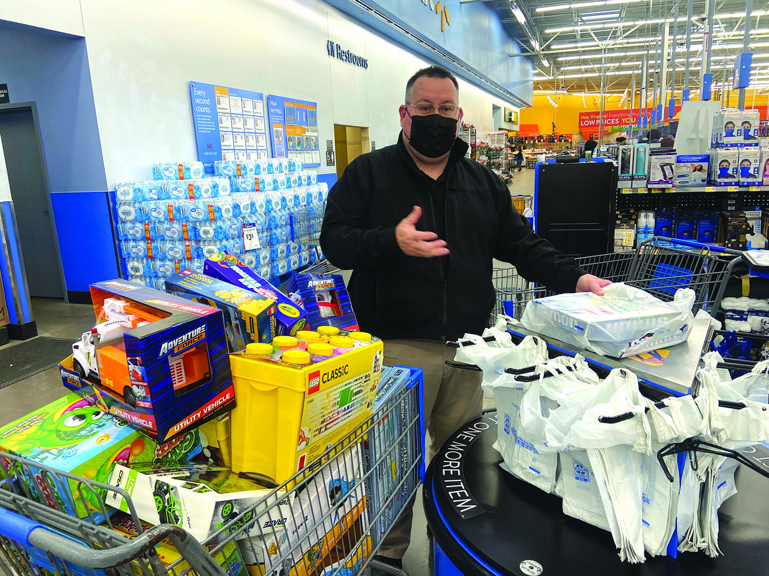 Donnie Wayne Tyndall Memorial Toy Drive Delivers Christmas Cheer