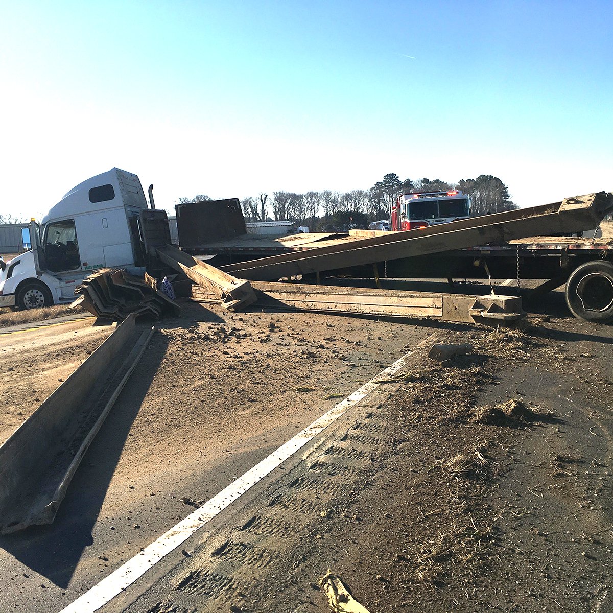 Southbound Route 13 Lanes Closed in Northampton