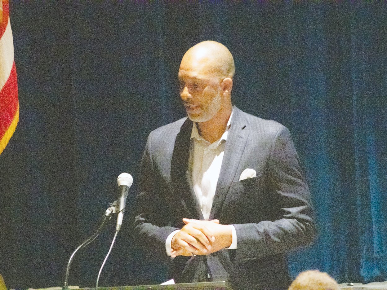 Ace Custis Inducted into Northampton High School Athletic Hall of Fame