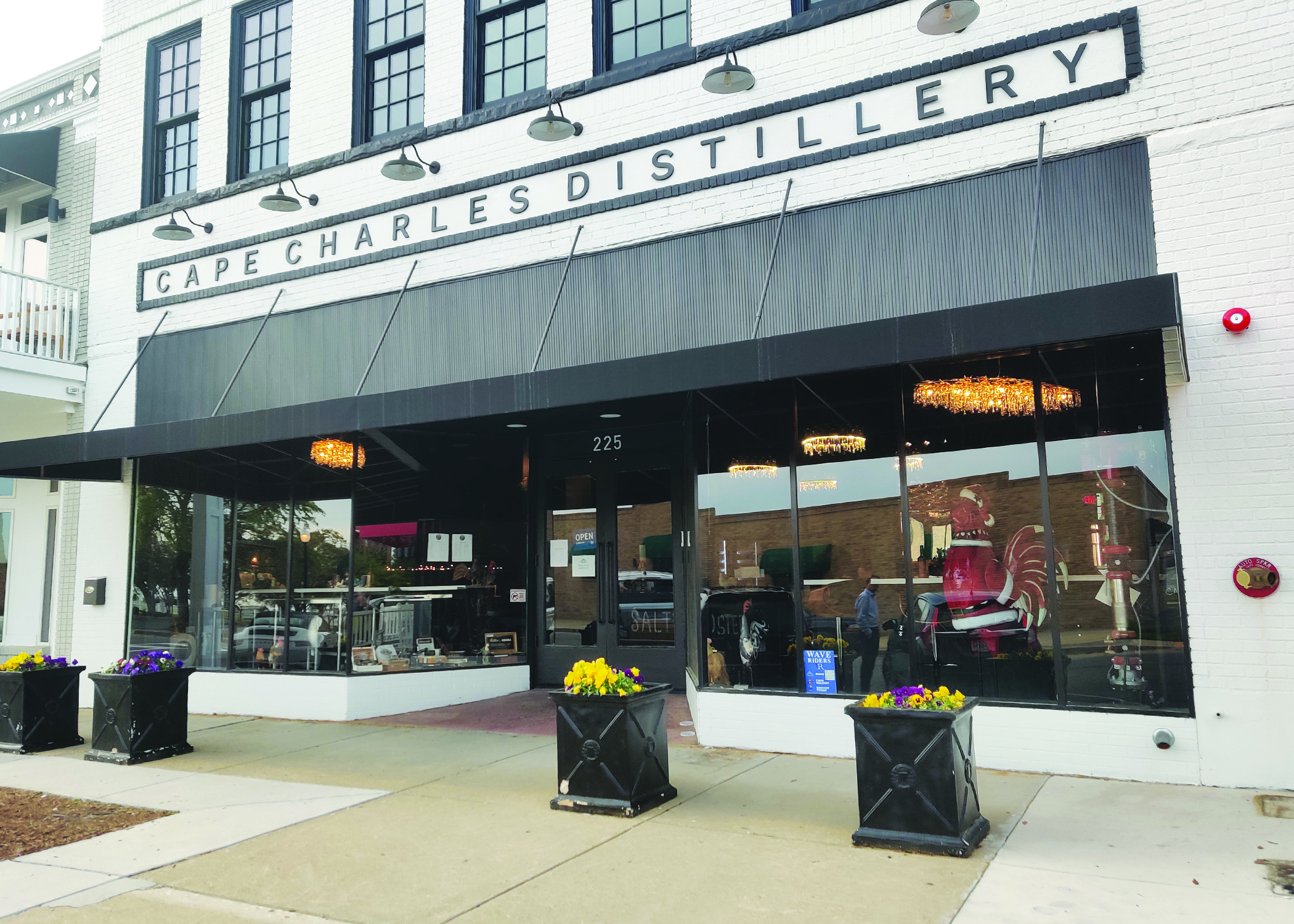 With Salty Rooster, Cape Charles Distillery adds dining options